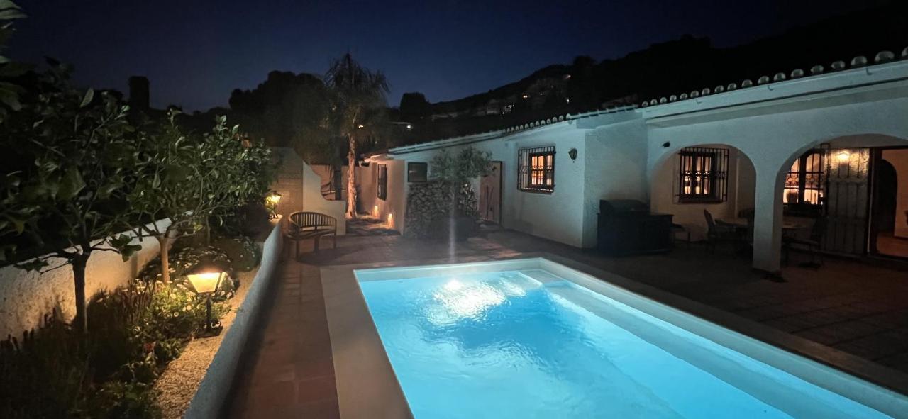 Romantic White Villa -Private Pool Nerja Zewnętrze zdjęcie